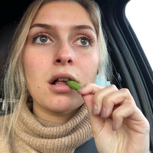 Meet your Posher, Paige - Picture 1 of 1